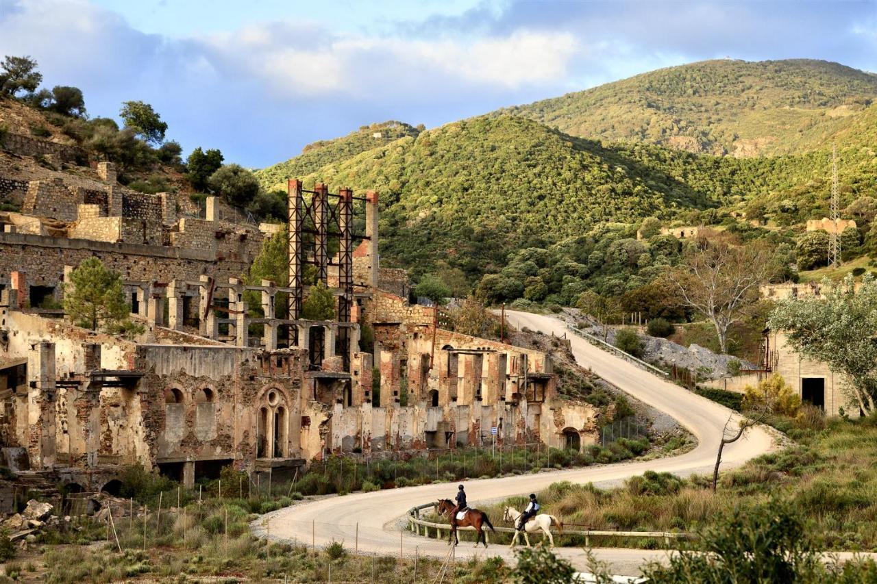 Appartamento In Casa Con Cortili Ad Arbus - Sardegna Εξωτερικό φωτογραφία