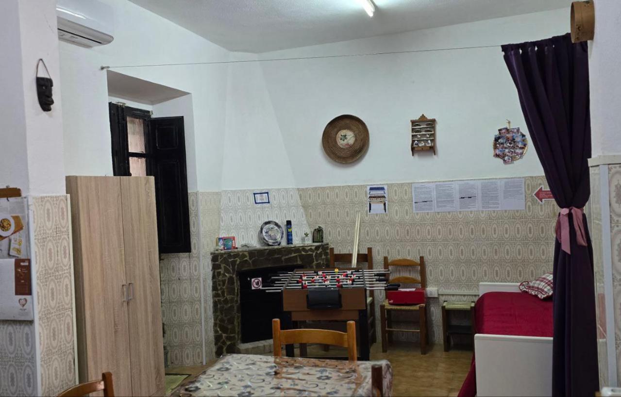 Appartamento In Casa Con Cortili Ad Arbus - Sardegna Εξωτερικό φωτογραφία